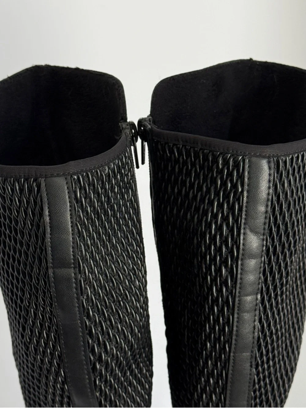 Rieker Women’s Black Leather Knee-High Riding Boots Stretch-Fit Size 8.5